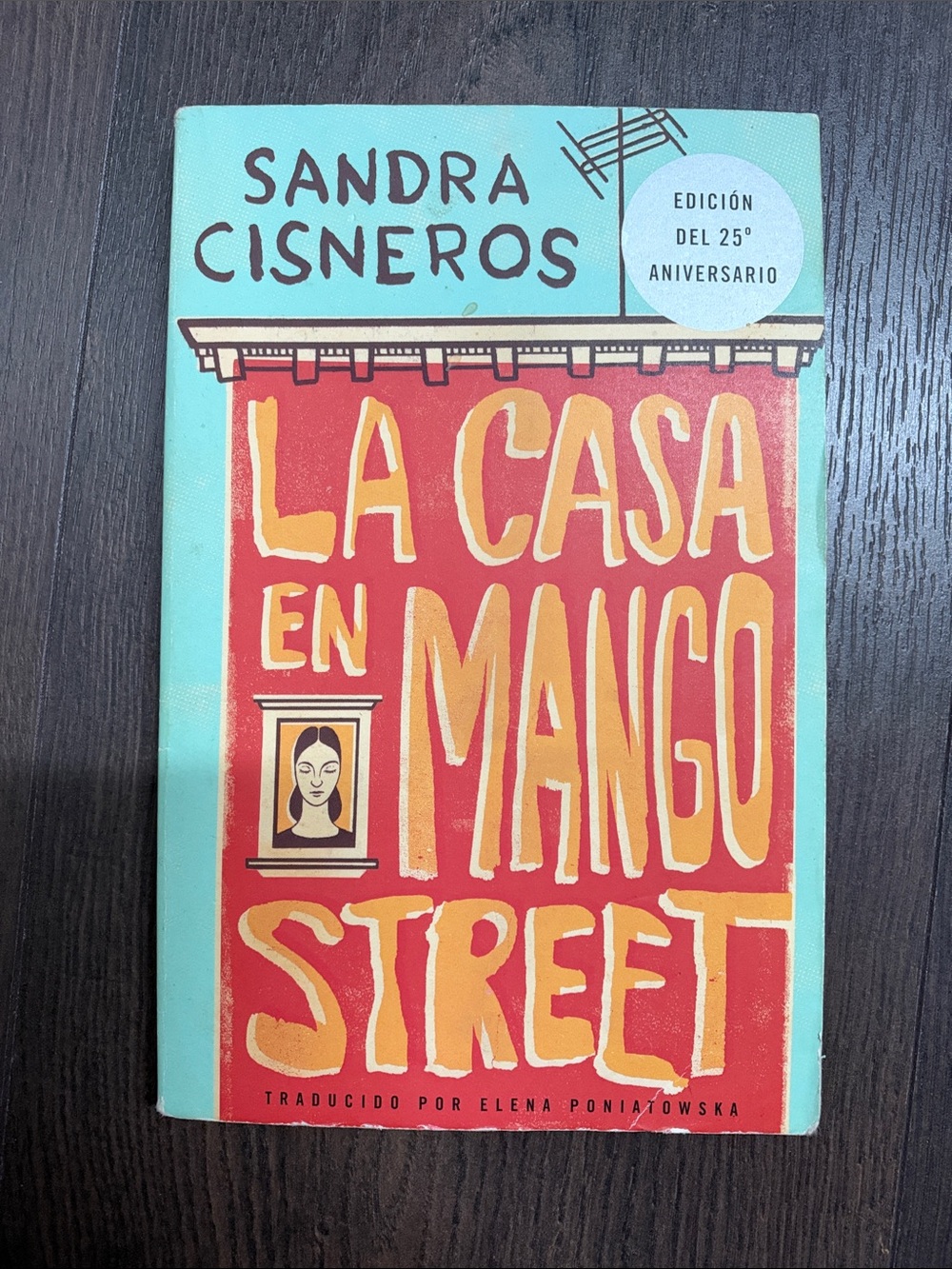 La Casa en Mango Street Book -Spanish